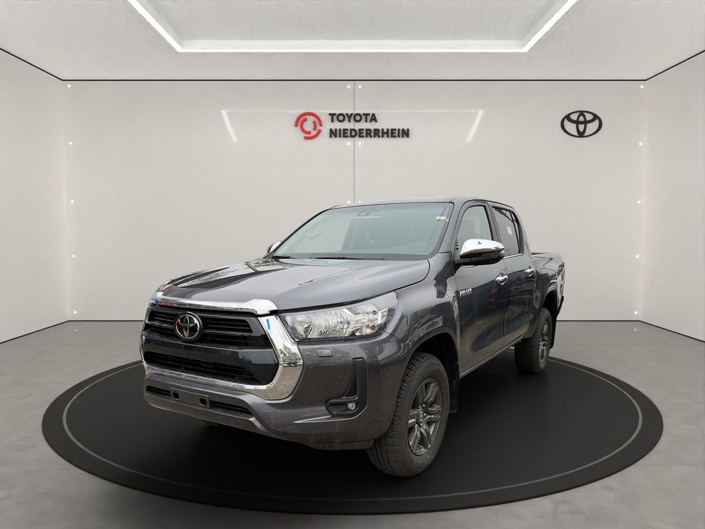 Toyota Hilux DC Comfort AT NAVI RFK PDC CARPLAY