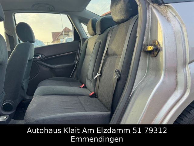 Fahrzeugabbildung Ford Focus 1.6 Ambiente Automatik Klima