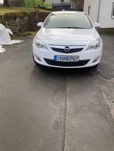 Opel Astra 1.4 Turbo FUN 103kW FUN - Opel Astra FUN mit Benzin-Antrieb