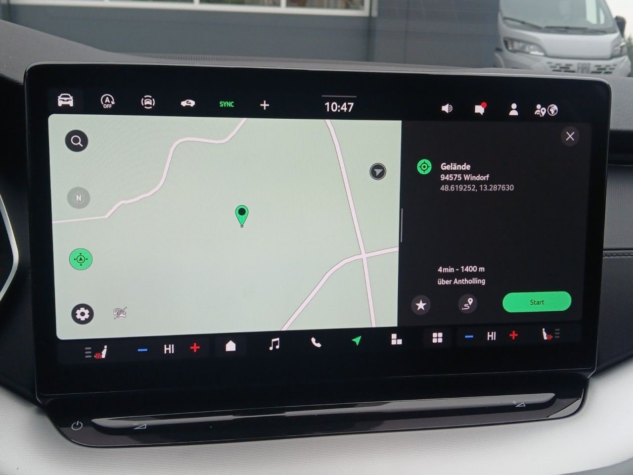 SKODA Octavia Combi 2.0 TDI 110 kW Selection Navi AHK - Bild 24