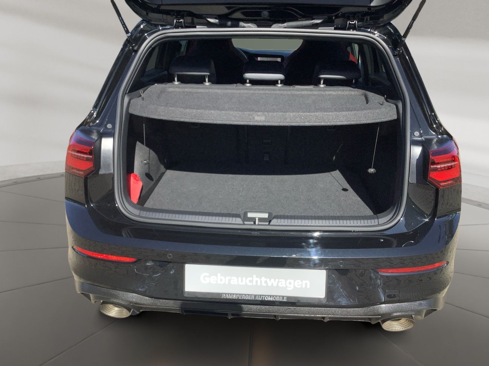 Volkswagen Golf 2.0 TSI DSG GTI Clubsport AKRA Matrix Pano foto 16