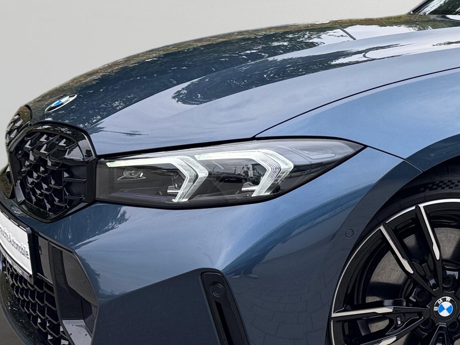 BMW M340d xDrive Touring; AHK, Pano, Komortzugang