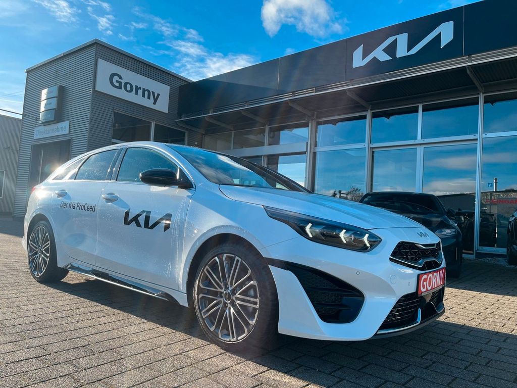 Kia pro cee'd / ProCeed