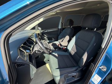 Volkswagen Touran - 9