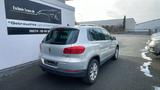 Volkswagen Tiguan 4Motion DSG Autom/Pano/AHK/Navi1JGarantie - VW Tiguan Gebrauchtwagen in Frankfurt