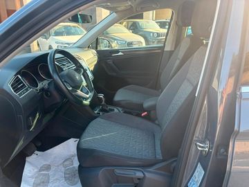 Volkswagen Tiguan - 9