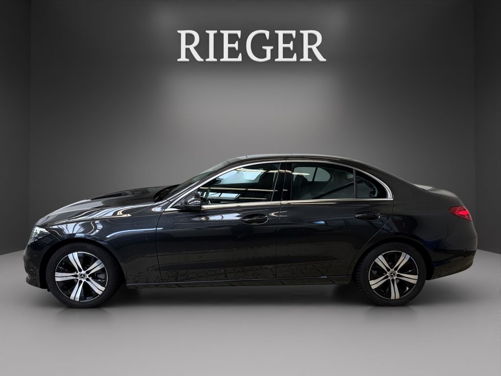 MERCEDES-BENZ C-Class 2023