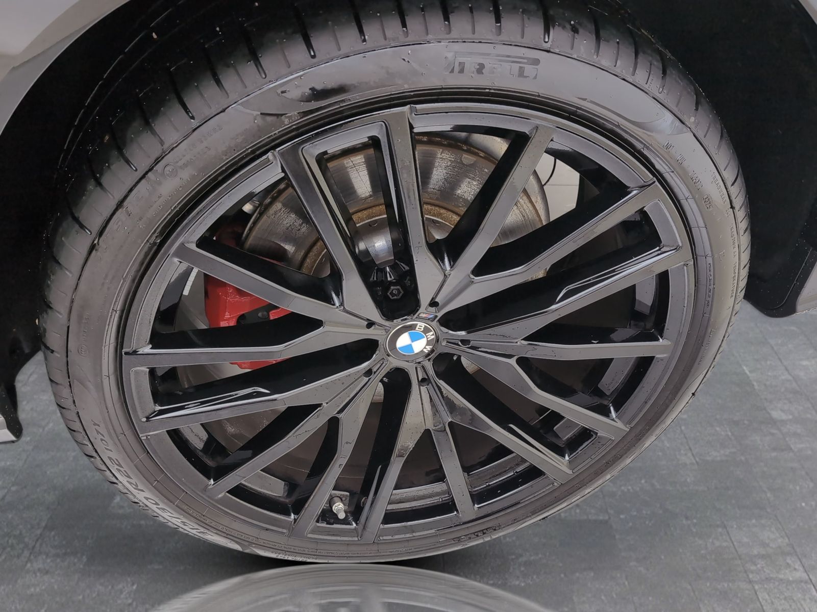 BMW X6 M60 - Bild 17