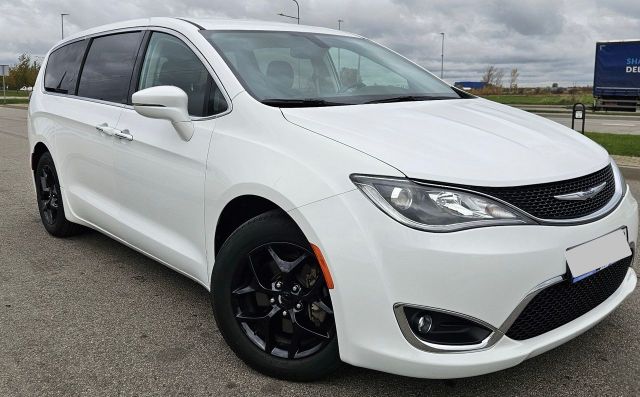 Chrysler Pacifica Turing Limited