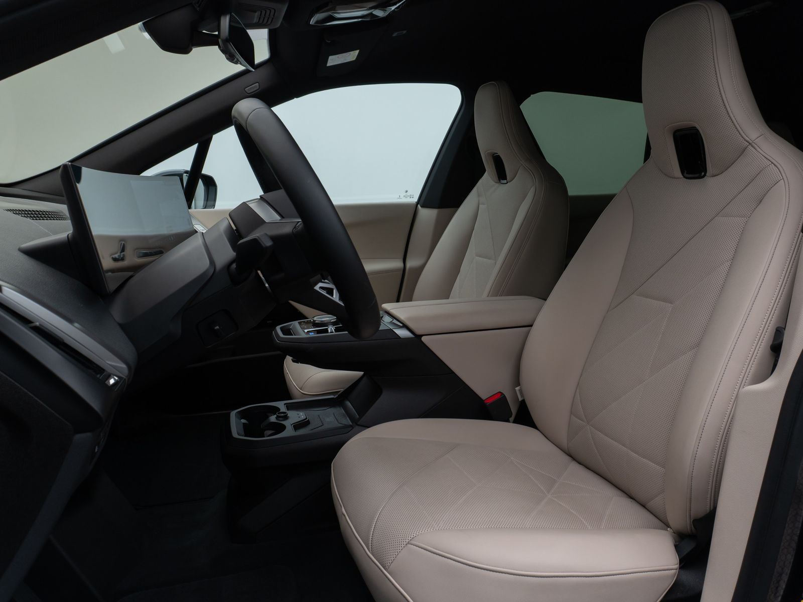 Fahrzeugabbildung BMW iX xD40 Laser 360°DAB H/K SoftCl ACC AHK Sport