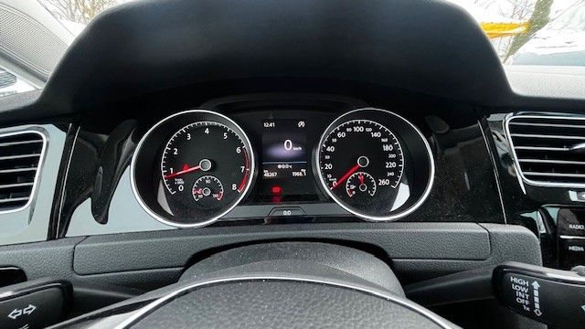 Volkswagen Golf VII Variant Highline