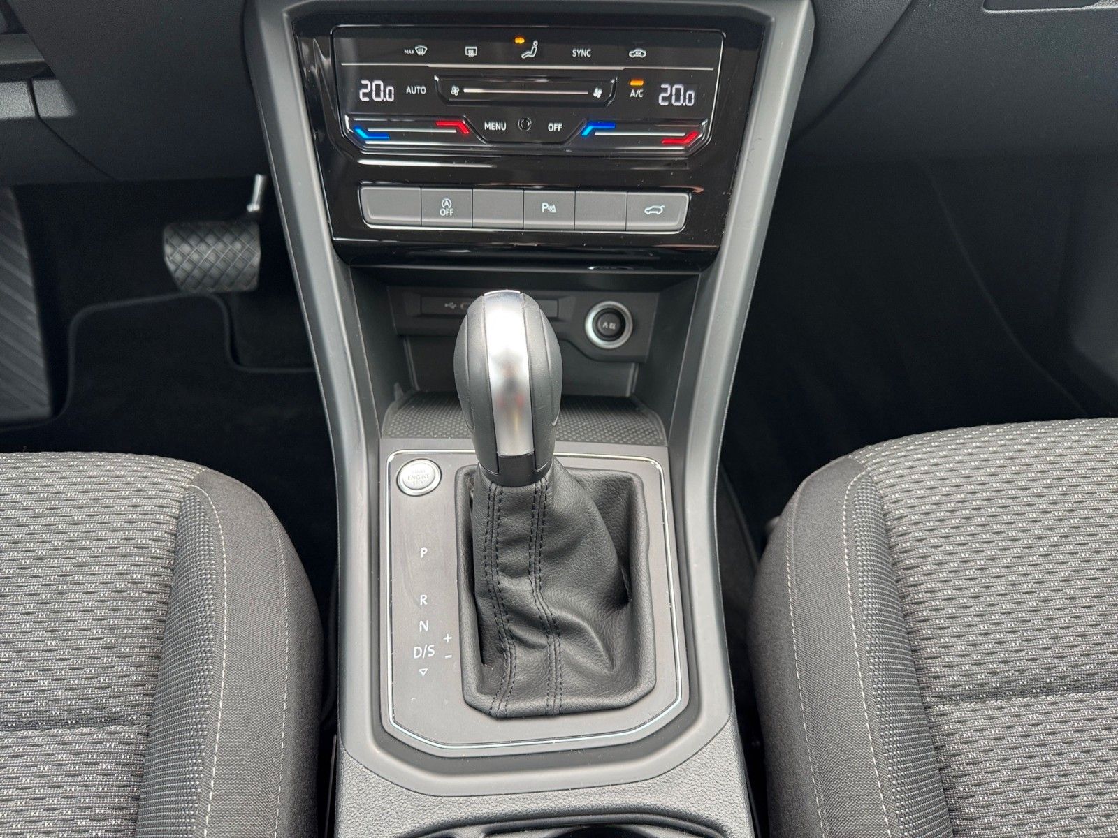 Fahrzeugabbildung Volkswagen Touran Comfortline 1.5 TSI
