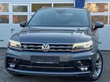 Volkswagen Tiguan 2.0TDI 4Motion "R-LINE/PANO/AHK/VIRTUAL"