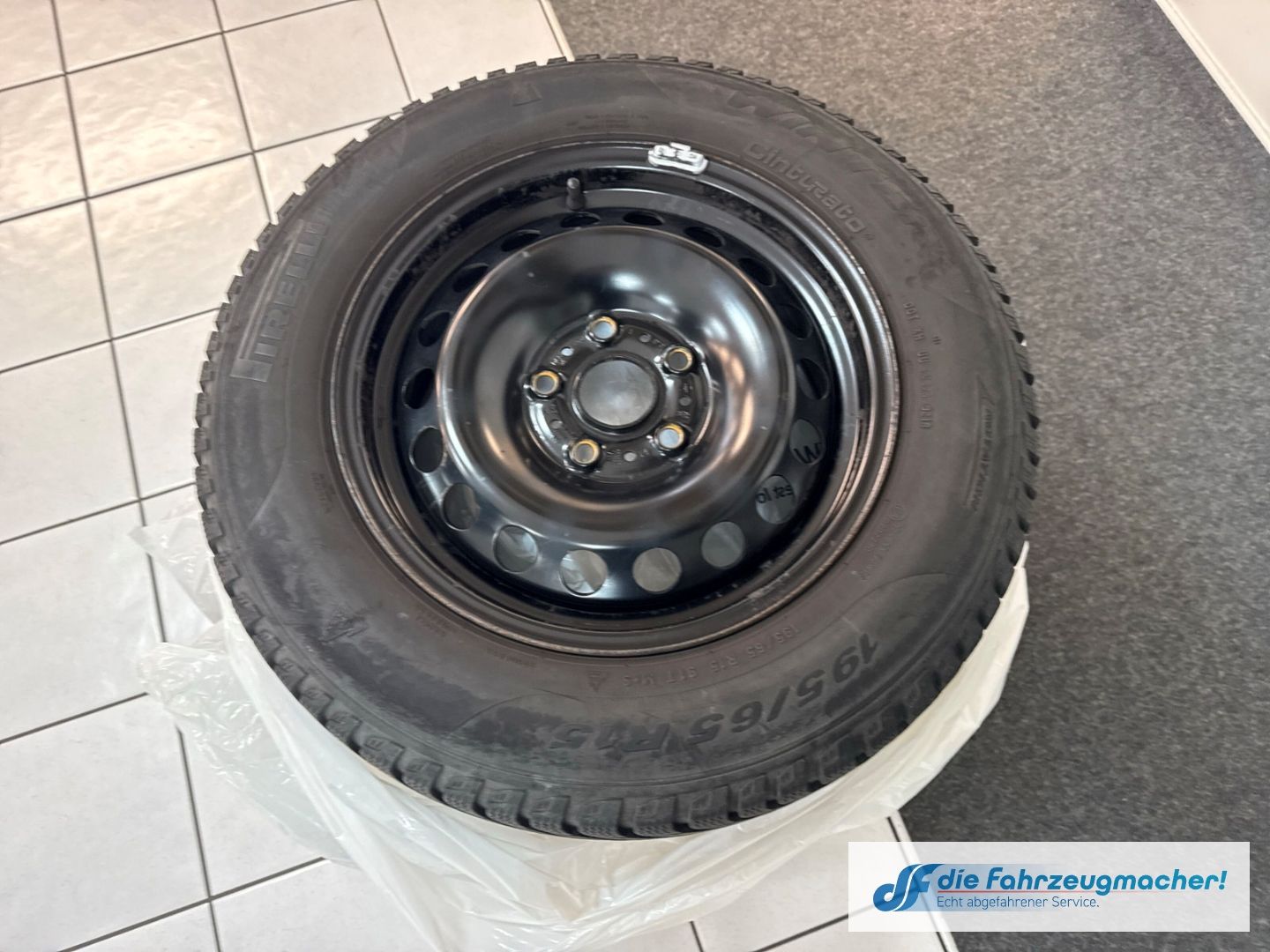 Fahrzeugabbildung Volkswagen Golf VII Trendline Alu, Sitzheizung, Sperrdiff.