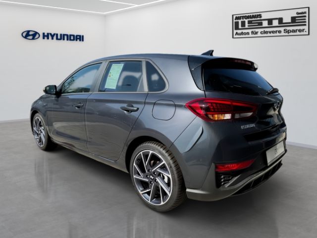 Fahrzeugabbildung Hyundai i30 FL 5-Türer (MJ23) 1.5 Benzin Turbo 7-DCT (48