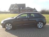 Audi A3 2,0TDi  S line +Sportpaket+Navi+Shzg+Nebel+++ - Audi A3 mit Diesel-Antrieb: Limousine, Line Sportpaket