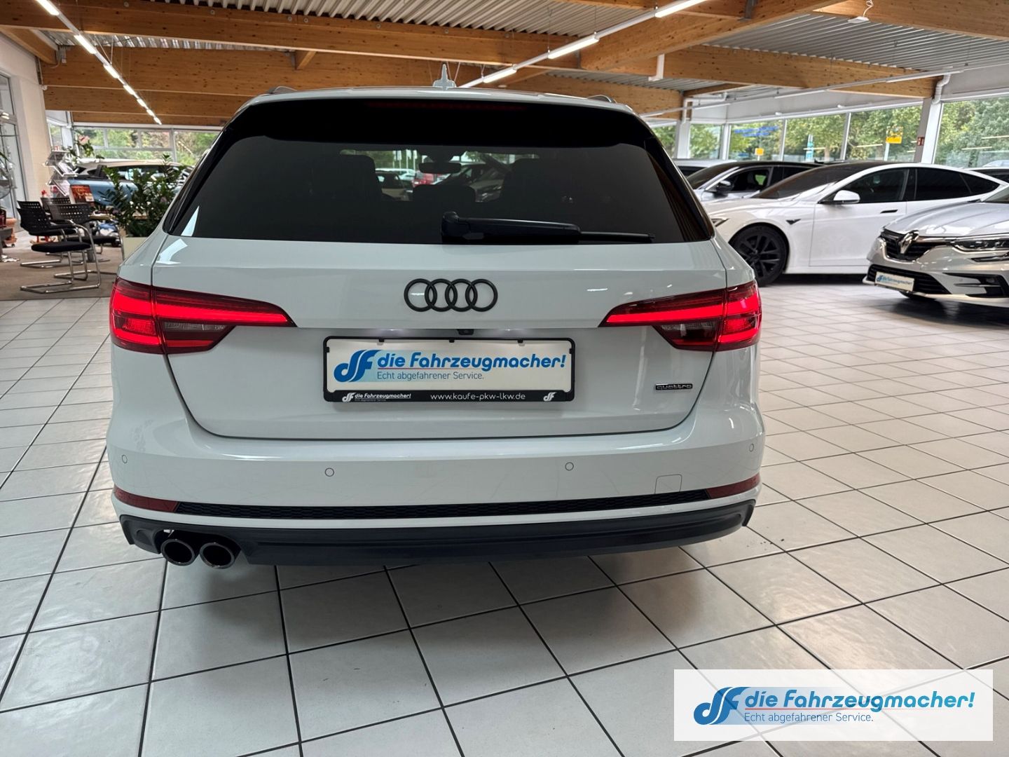 Fahrzeugabbildung Audi A4 Avant quattro sport 3.0 TDI S line S-line Spo