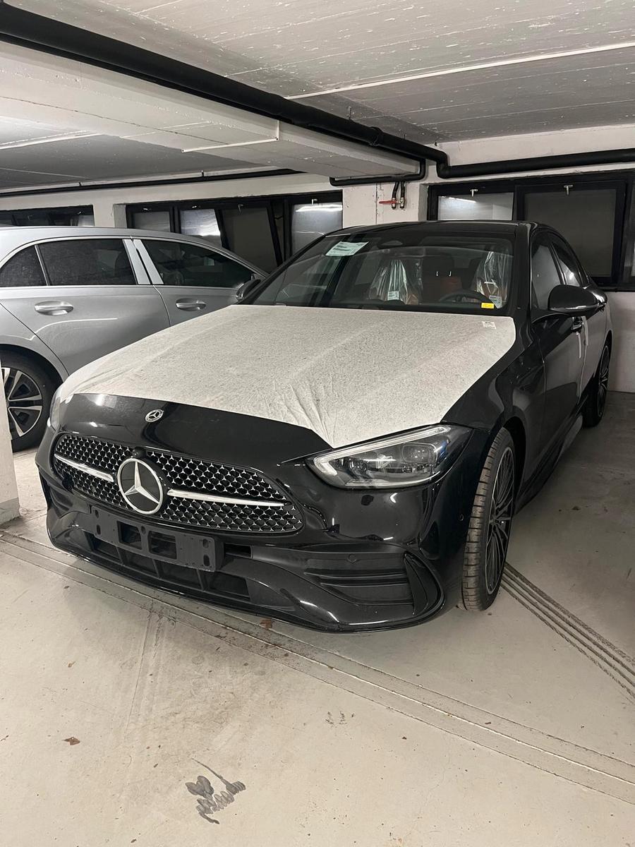 Mercedes-Benz C 200 -