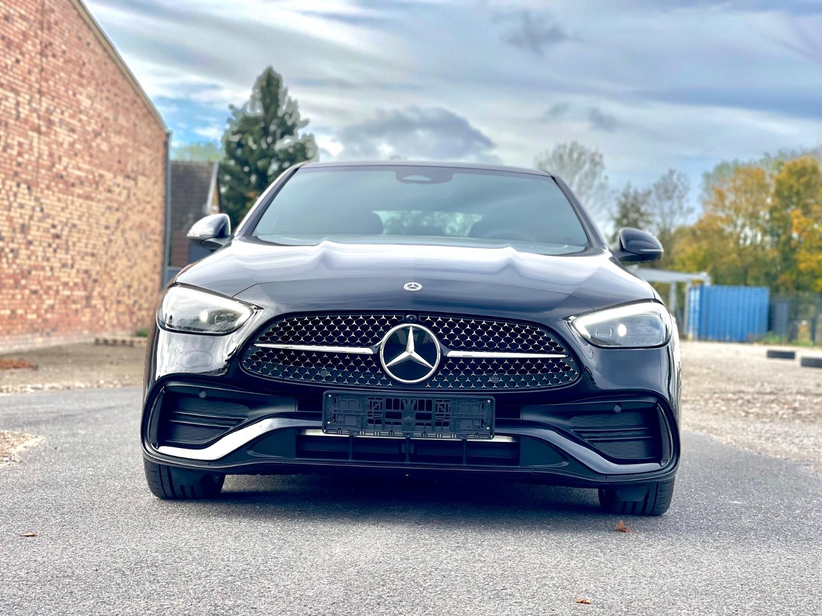 Mercedes-Benz C180 2 X AMG. MY 2026   48500  Netto Export