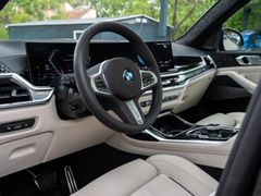 BMW X7 – 12 / 32