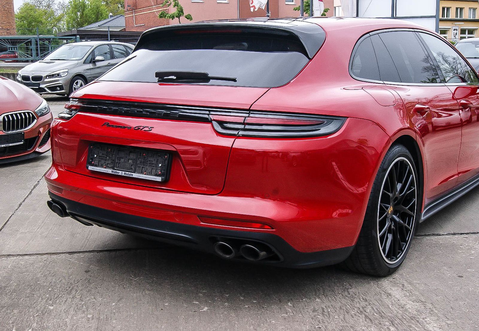 Fahrzeugabbildung Porsche Panamera SportTurismo GTS 4.0 NIGHT VISION ANHZV