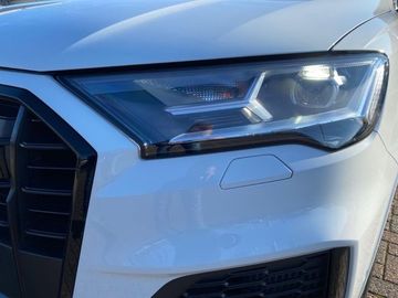 Audi Q7 - 7