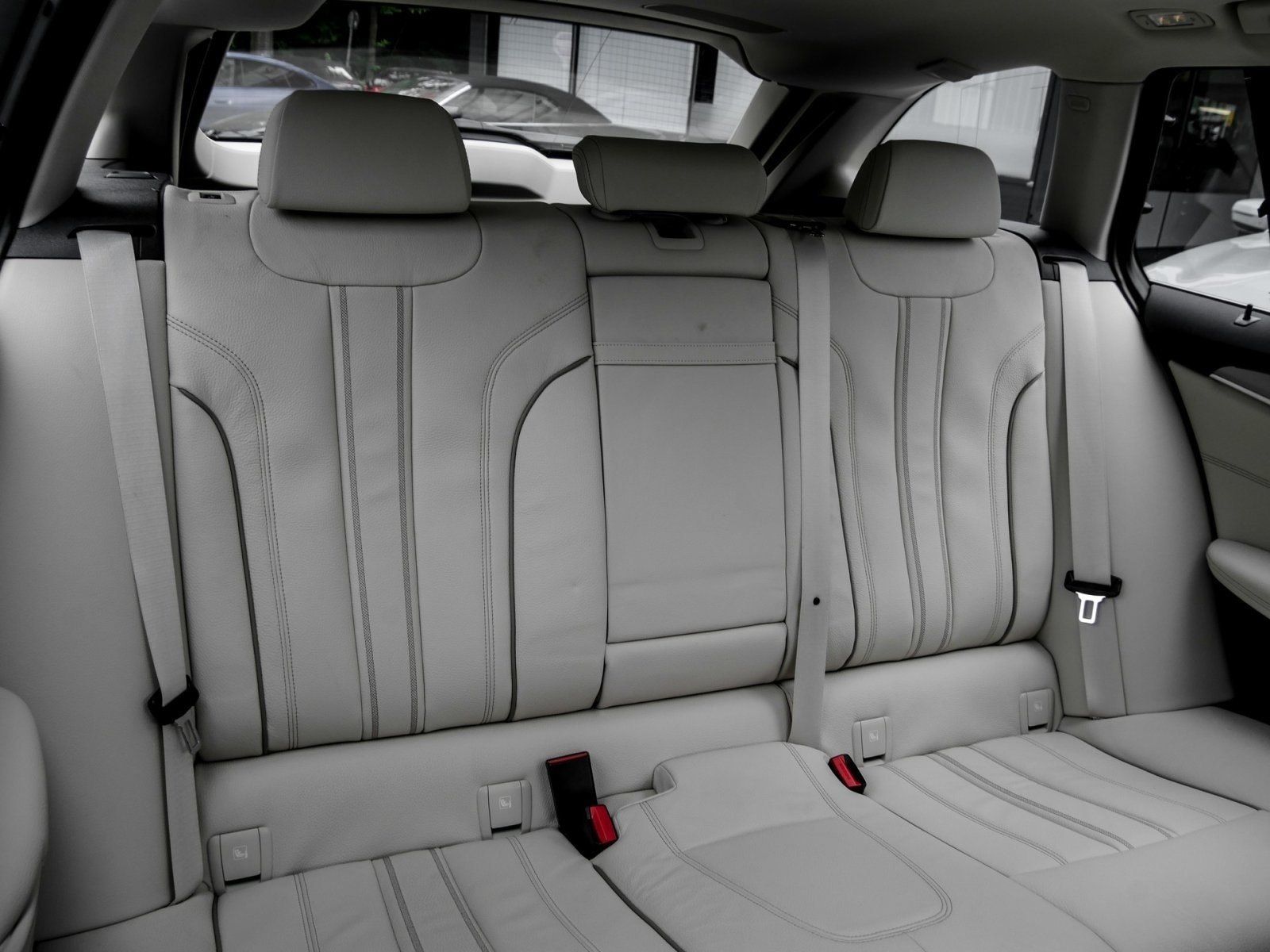 BMW 520d Touring LASER PANO HuD DA PA LC PROF foto 4