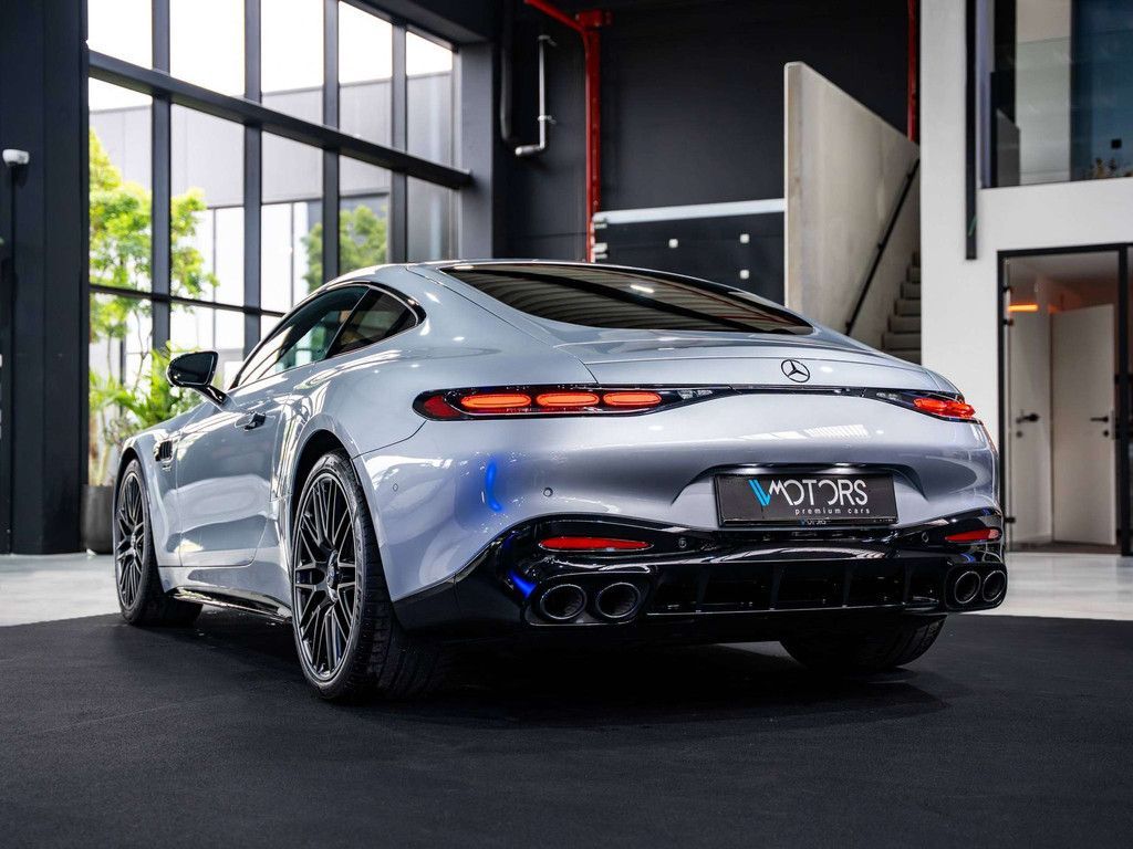 Mercedes-Benz AMG GT GT 43 - AMG Night Pack I+II - Digital LED imagem 3