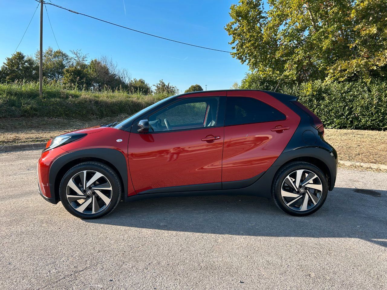 Toyota Aygo X 1.0 Lounge 72cv s-cvt imagem 3