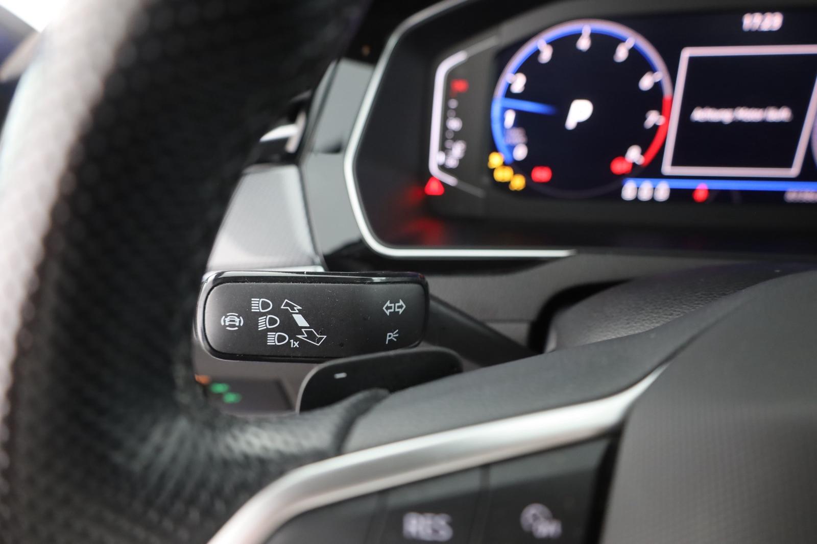 Volkswagen Passat 1.5 TSI DSG R-line LED Navi ACC, миниатюра 17