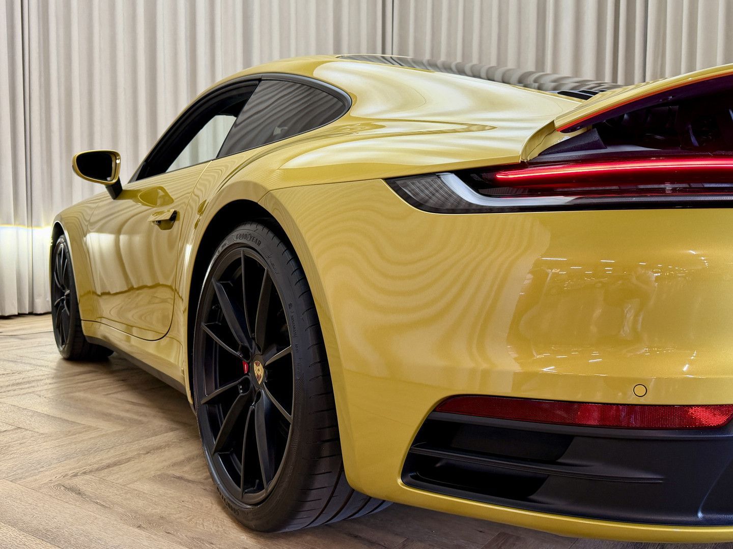 Porsche 992 992 3.0 Carrera S / 450 PK / Paint to Sample imagem 3