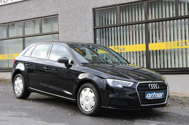 Audi A3 Sportback 1.6 TDI Automatik*Navi*Xenon*