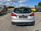 Ford Focus Turnier Trend - Ford: Unfallwagen