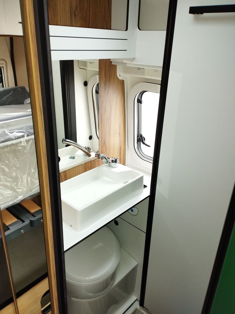 Fahrzeugabbildung Karmann Dexter DE 580 140 PS, Automatik, Alu-Felgen