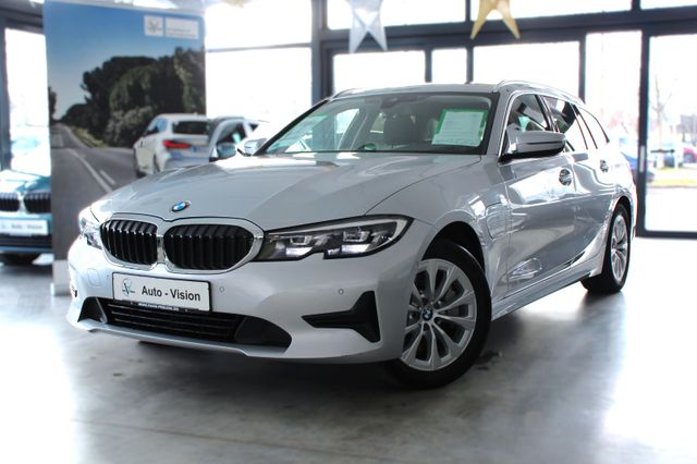 BMW 330e (G21) xDrive Advantage *LED*AppleCP*ParkAss