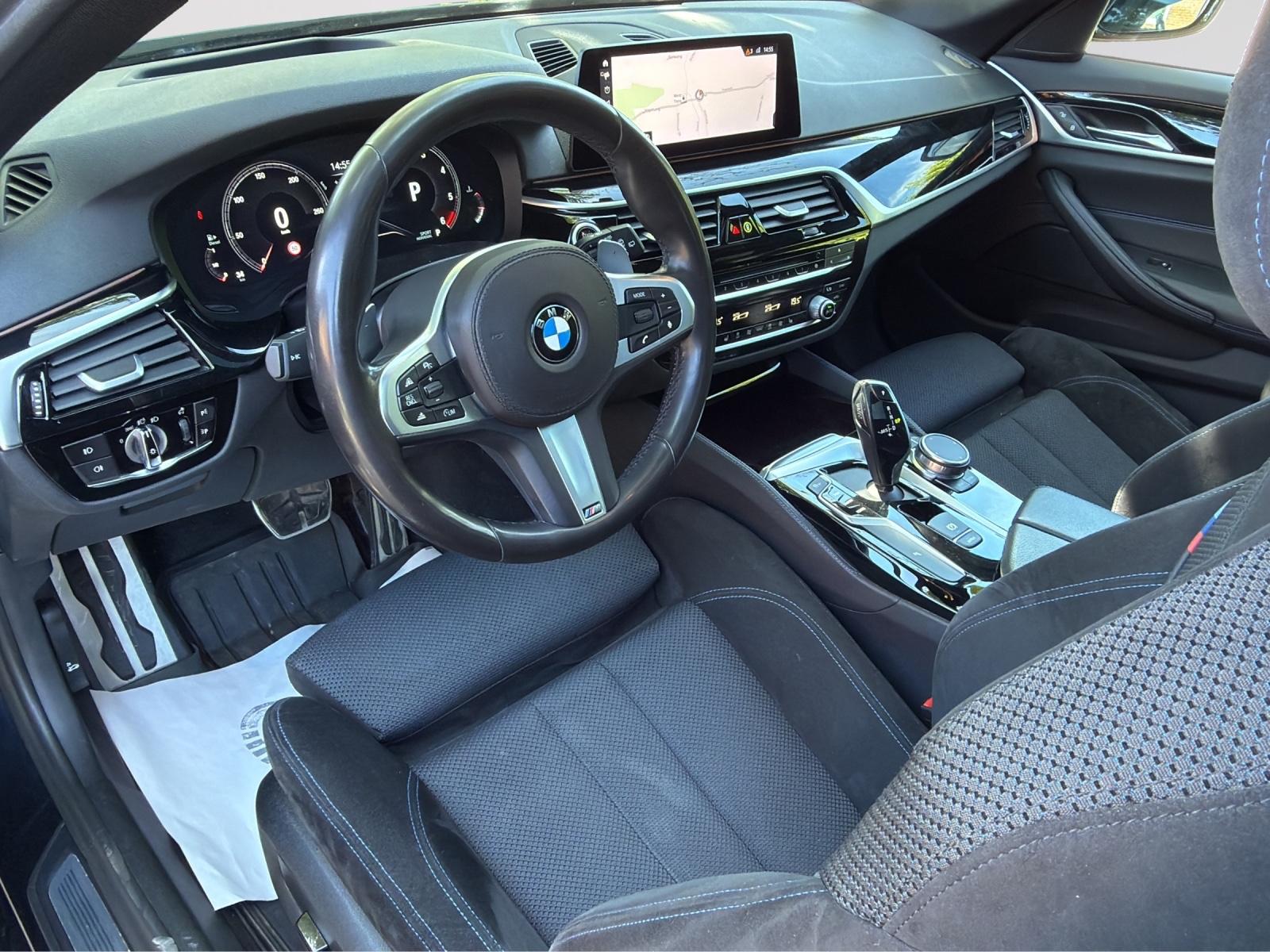 BMW 530d M Sport ACC|PANO|AHK|HEAD-UP|LED|NAVI|SHZ