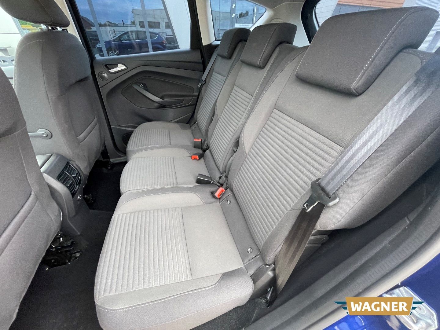 Fahrzeugabbildung Ford C-Max Titanium Klimaautomatik Sitzheizung