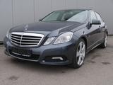 Mercedes-Benz E 350 CDI Lim. Avantgarde NAVI/BIXENON/SDACH/AHK - Mercedes-Benz E 350: Cdi Avantgarde
