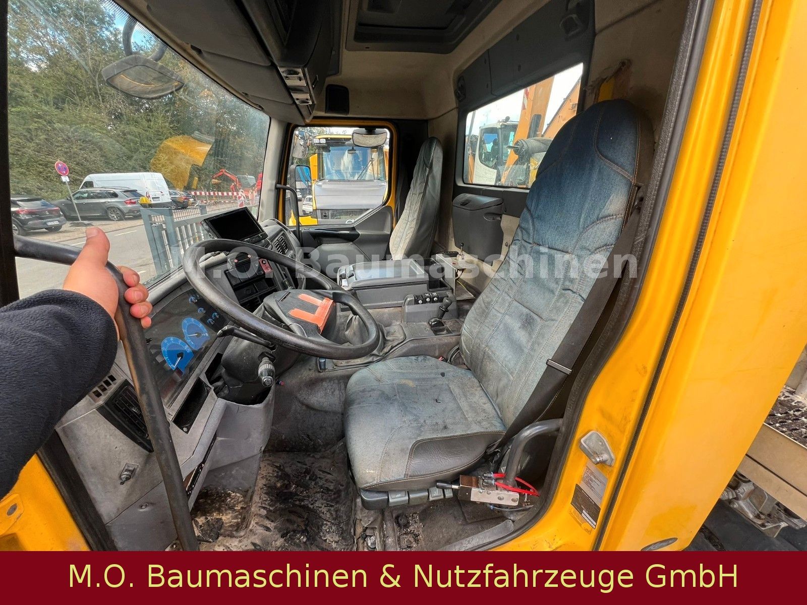 Fahrzeugabbildung Renault Kerax 370.26 / 6x4 /Alu Kipper /