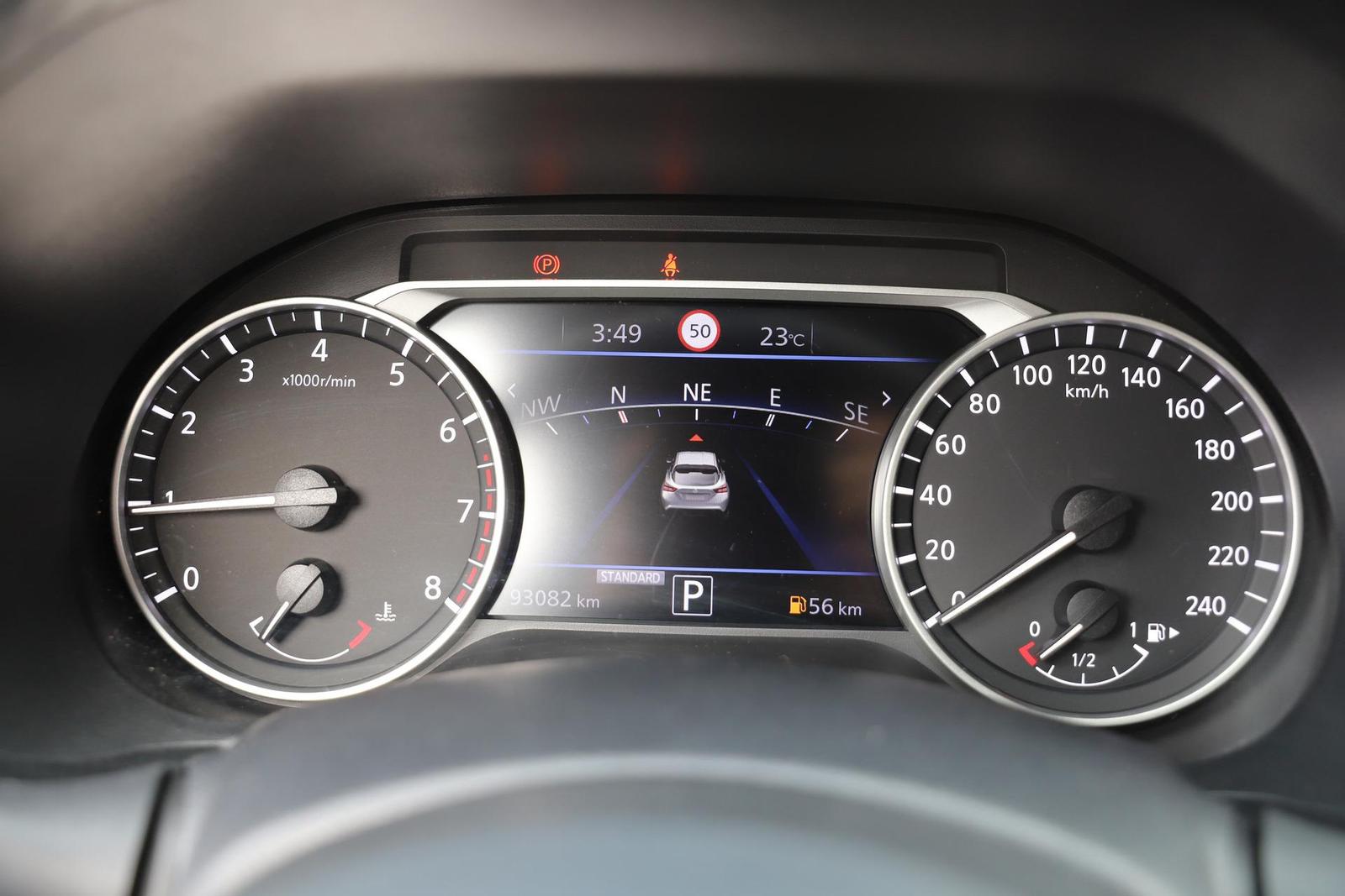 Nissan Juke Kiiro 1.0l DIG-T 114PS - Navi/RFK/App/LE...