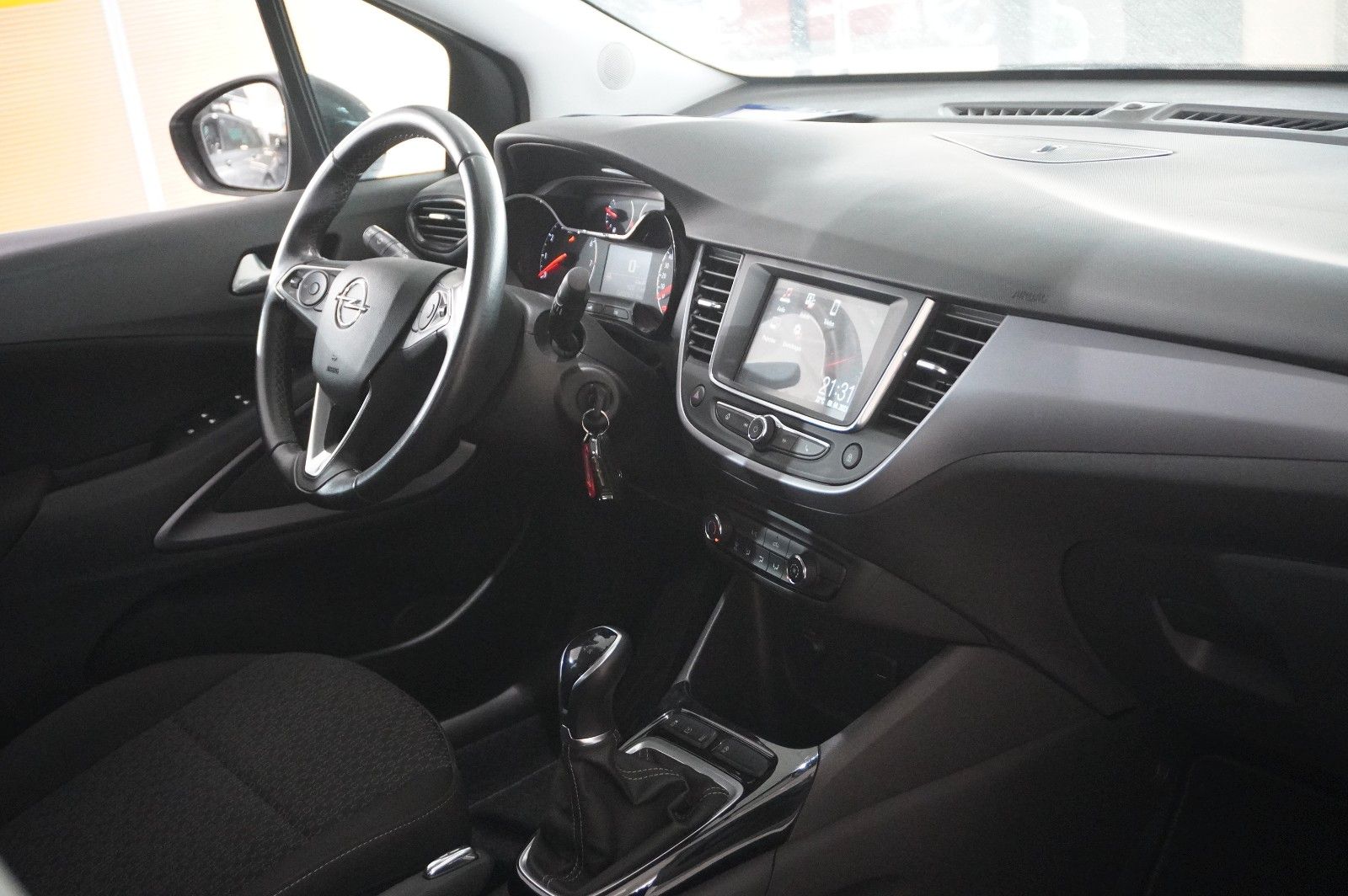 Fahrzeugabbildung Opel Crossland (X) 1.2 EDITION NAVI/LED/KAMERA/DAB+