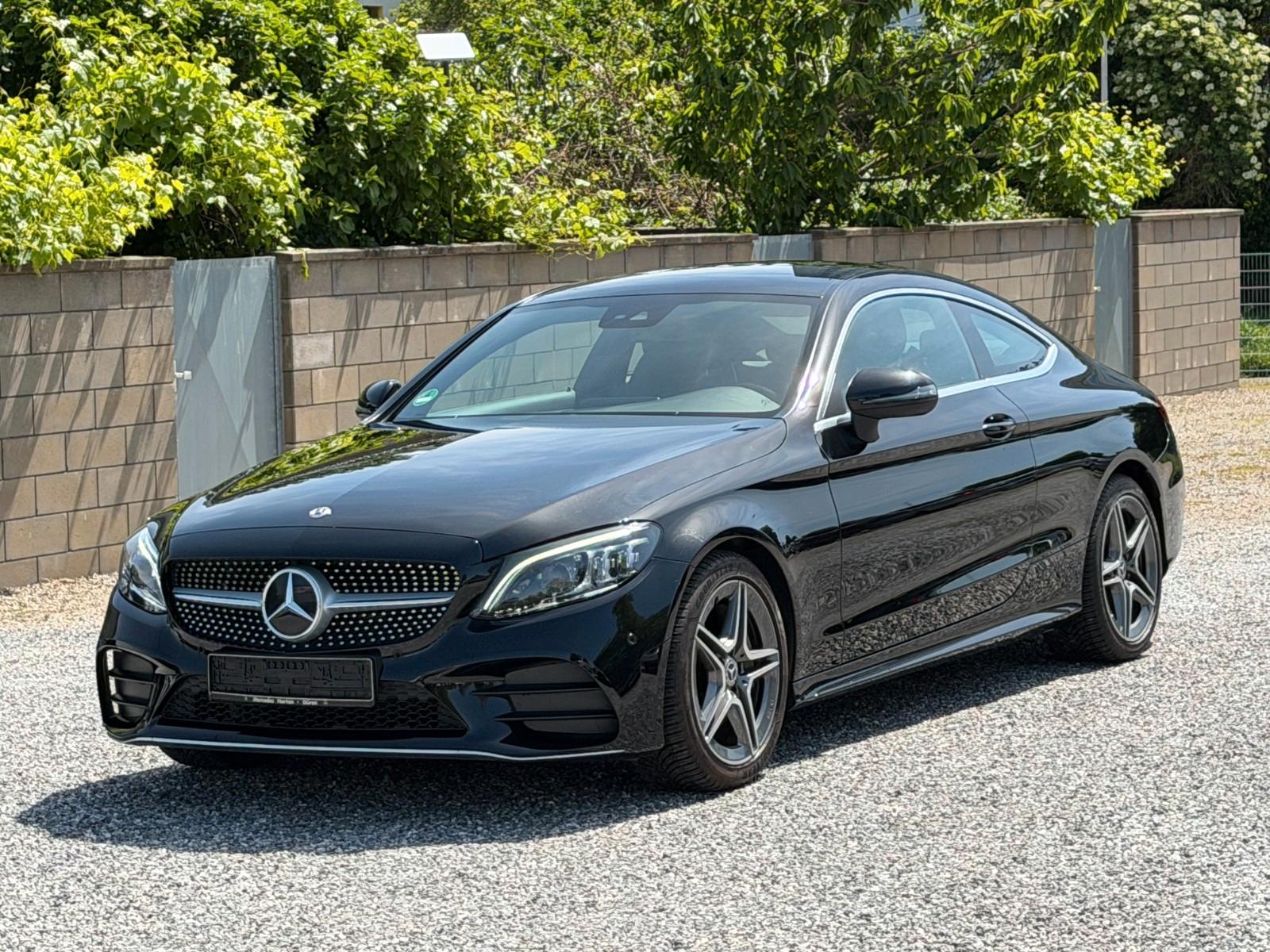 Mercedes-Benz C 300d Coupe AMG-LINE LED+NAVI+KAMERA+AHK+LEDER