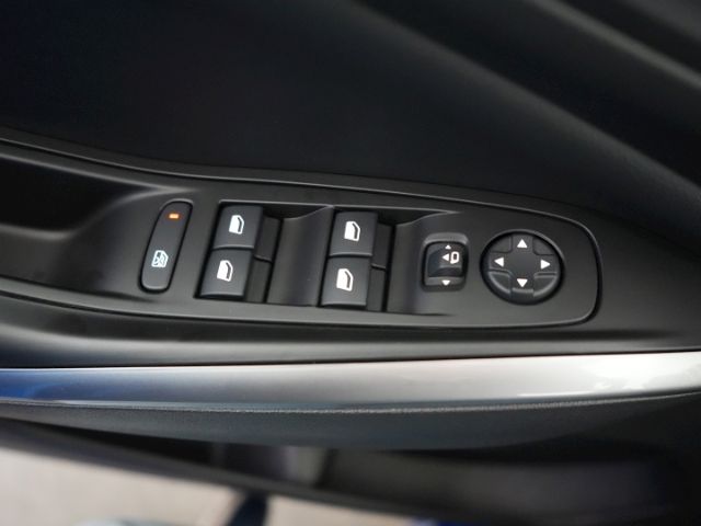 Grandland GSe PHEV 4X4 AT+AHK+LED+NAVI+360 GRAD 