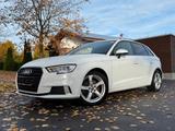 Audi A3 Sportback 40 TFSI quattro sport / LEDER / NAV - Audi A3 Sportback 40 TFSI Gebrauchtwagen