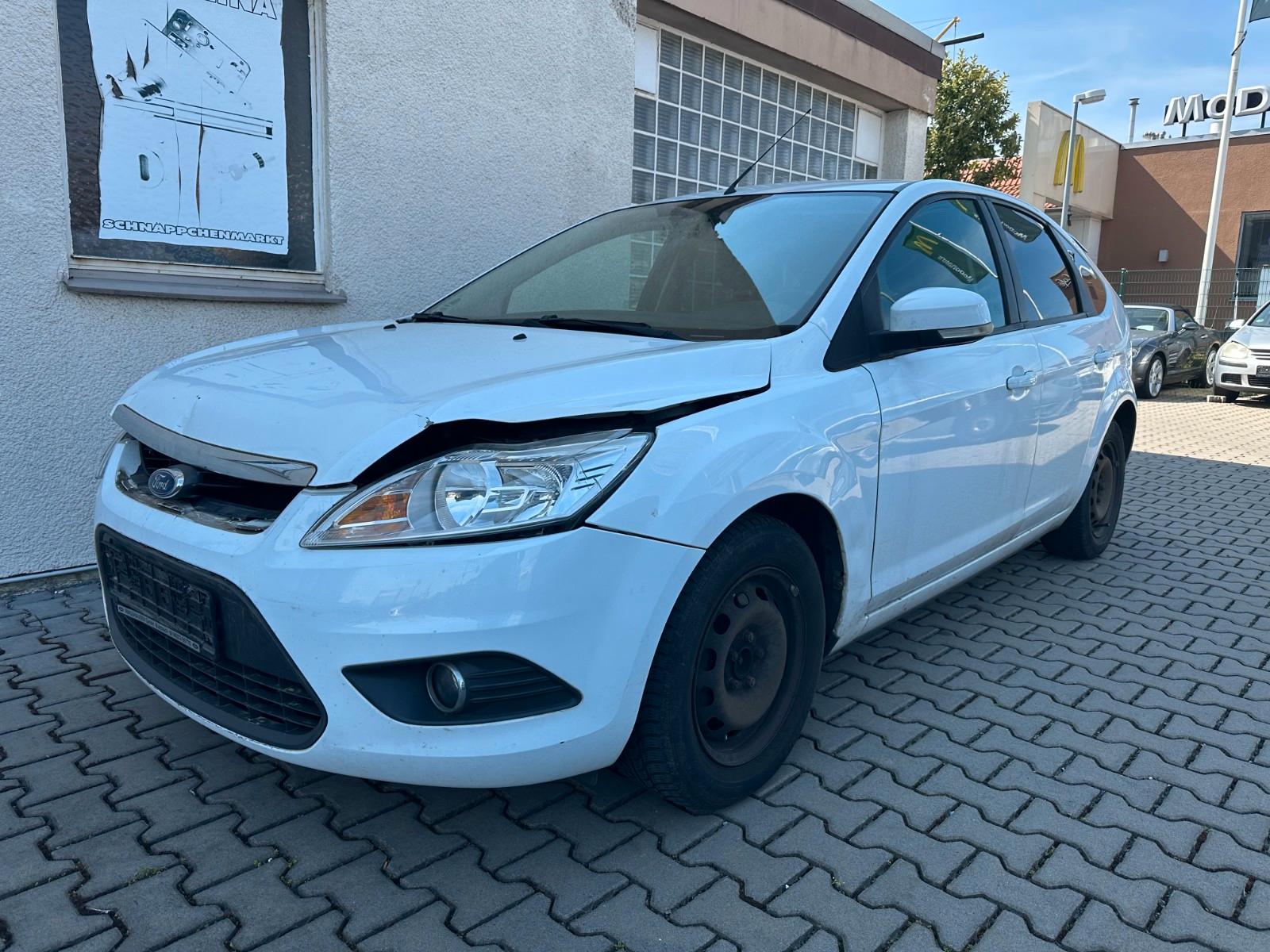 Ford Focus Lim. White Magic