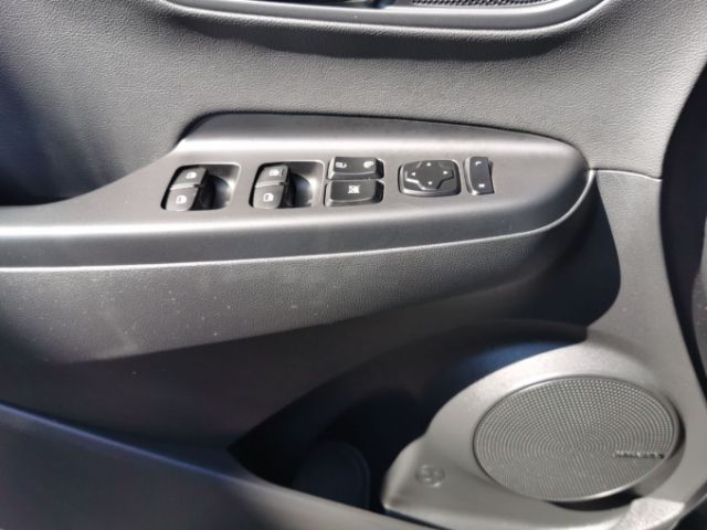 Fahrzeugabbildung Hyundai KONA Style 4WD 1.6 T-GDI Navi AHK Teilleder SHZ