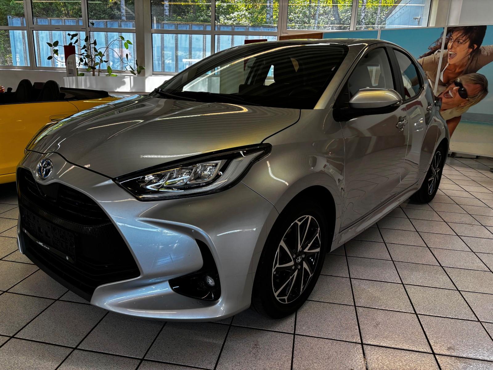Toyota Yaris Hybrid Team Deutschland