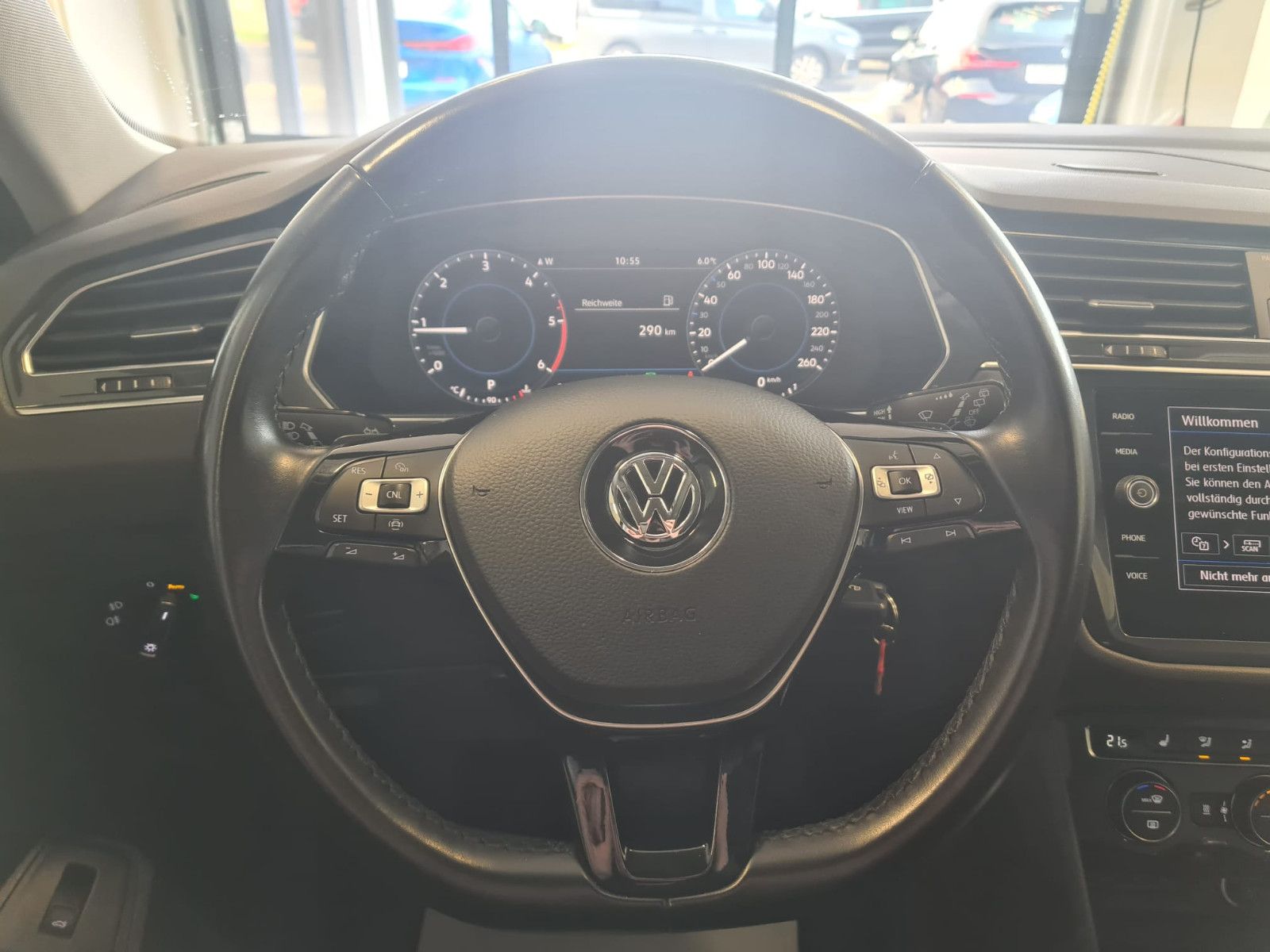Fahrzeugabbildung Volkswagen Tiguan Allspace Comfortline 4Motion / NAVI / AHK