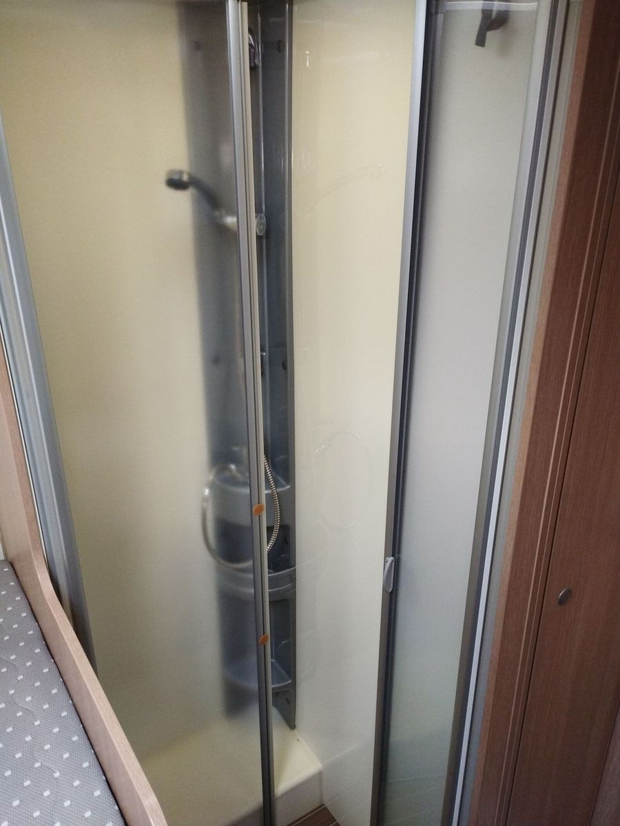 Fahrzeugabbildung Sunlight T 65 SAT,Markise,Fahrradträger,TV,Navi