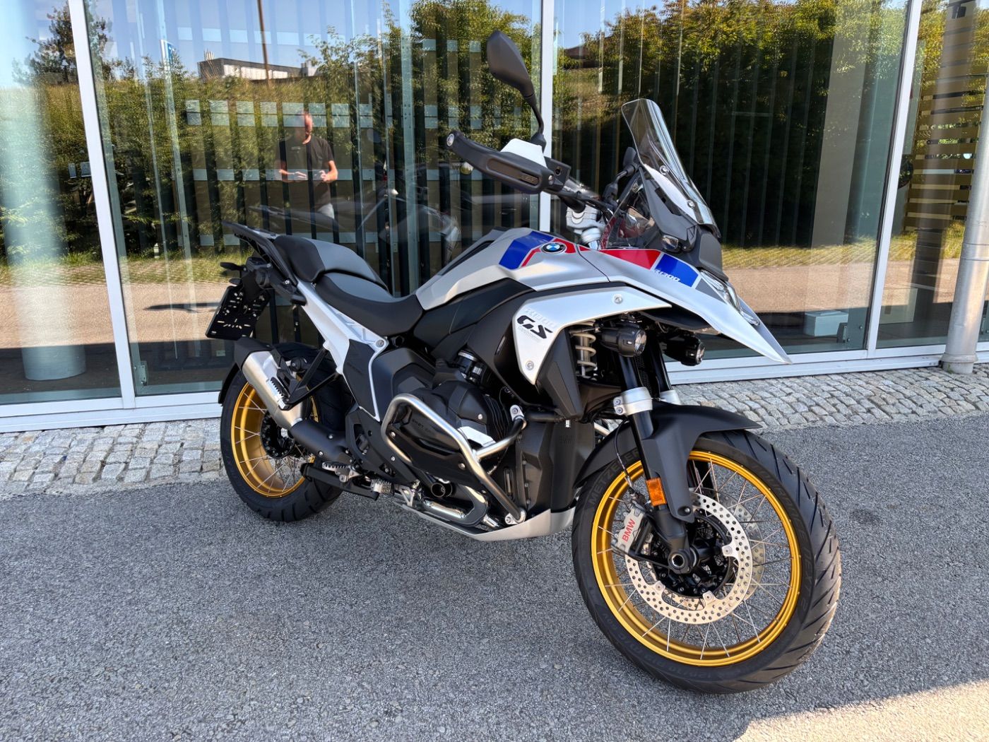 Fahrzeugabbildung BMW R 1300 GS Trophy 5 Pakete ASA Enduro-Paket